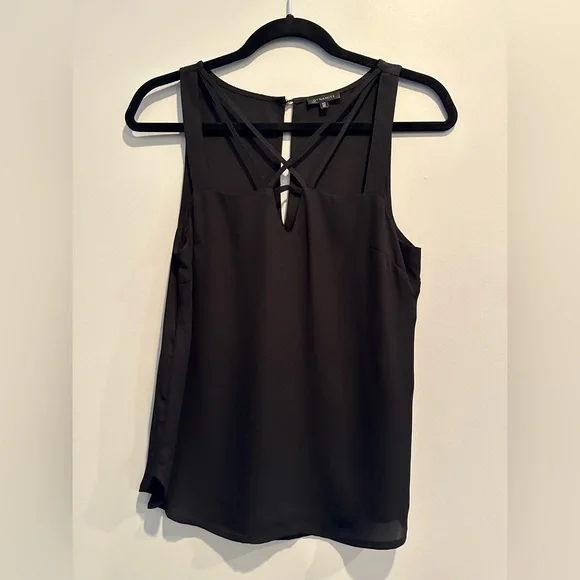 Dynamite Top - Picture 1 of 3